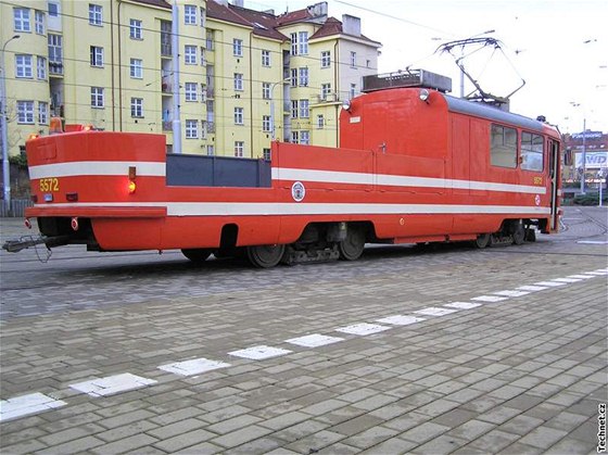 Starí nákladní tramvaj z parku Dopravního podniku Praha