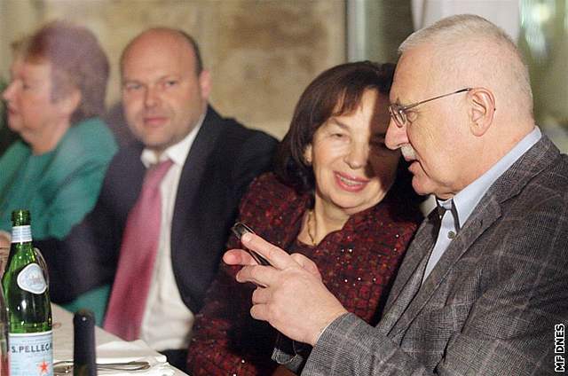 Prezident Václav Klaus s manelkou Livií, rodinou a páteli oslavoval 15. února v restauraci Kogo své znovuzvolení do ela státu.