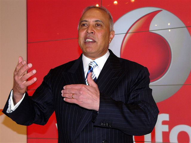 Arun Sarin, generální ředitel (CEO) Vodafone Group Inc.