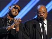 Grammy - Usher a Quincy Jones