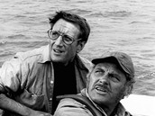 elisti -  Roy Scheider (vlevo) a Robert Shaw