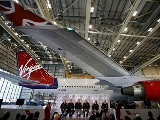 Boeing 747 spolenosti Virgin ped prvnm letem na biopalivo