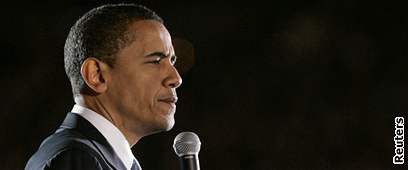 Barack Obama bhem pedvolebního mítínku v texaském mst San Marcos