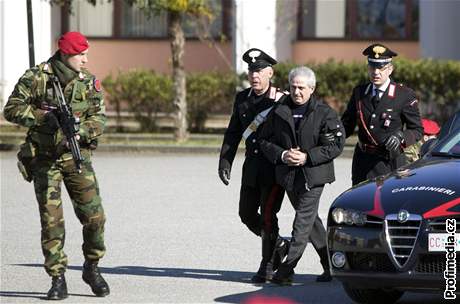 Velký úlovek se Italm povedl v ervnu loského roku, kdy zatkli éfa kalábrijské 'Ndranghety Condella Pasquala.