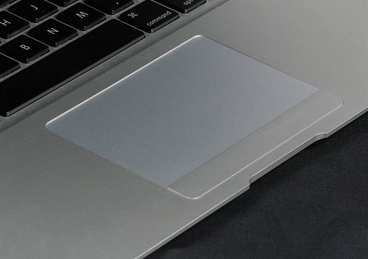 Touchpad (Applem nazván Solid-state trackpad)