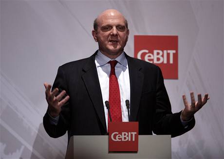 Steve Ballmer hovoí na CeBIT 2008