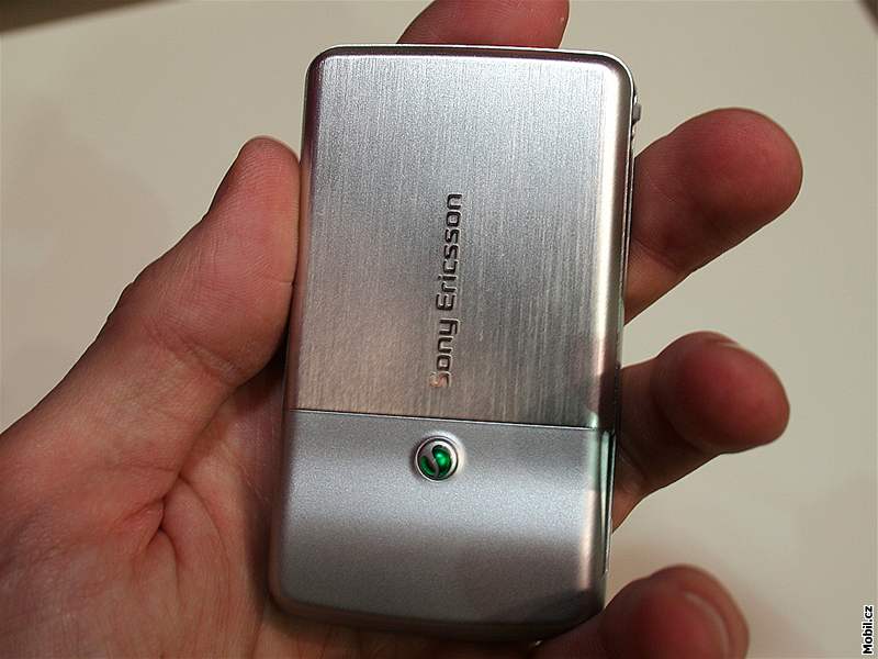 Sony Ericsson T303