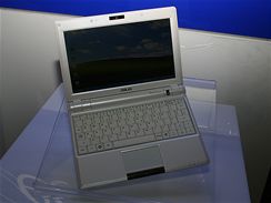 Nov ASUS Eee PC 900