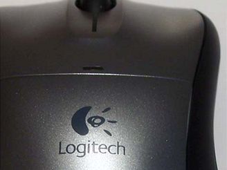 Logitech V450