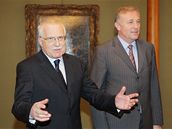 Prezident Václav Klaus a premiér Mirek Topolánek na spoleném setkání, 17. bezna 2008