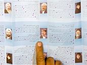 Ped volbami v Íránu. Kandidátní listina, Teherán.