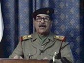 Irácký diktátor Saddám Husajn v projevu k národu v roce 2003