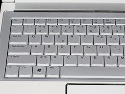 Stříbrná barva klávesnice