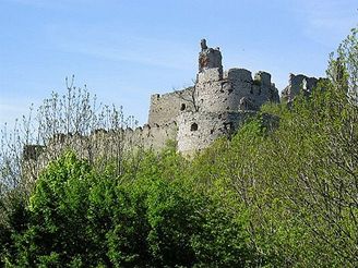 Mal Karpaty, Plaveck hrad