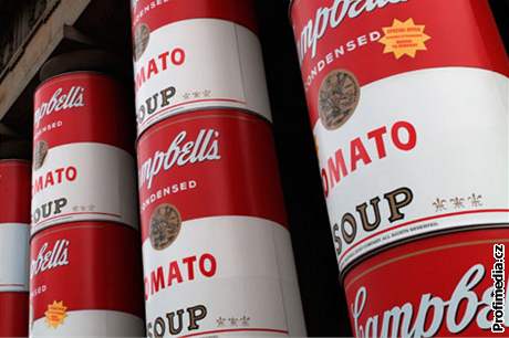 I výrobce slavných polévek Campbell's Soup omezuje nabídku. Ilustraní foto.