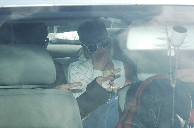 Paris Hiltonová v taxíku