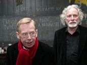 Václav Havel etl ze své hry Odcházení v Brn