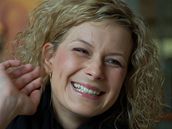 Úsm�v Kate�iny Sto�esové b�hem rozhovoru