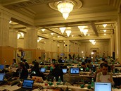 Gigantický palác bývalého diktátora Ceau�eska hostí summit NATO