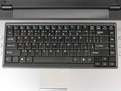 UMAX VisionBook 2700WXR