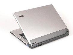 UMAX VisionBook 2700WXR