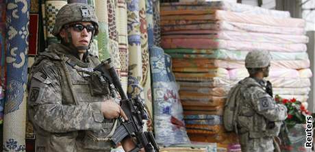 Iráané se u za rok obejdou bez velké ásti naich voják, míní prezident USA Obama. Ilustraní foto