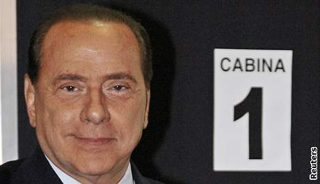 Dnes se zdá tém jisté, e Silvio Berlusconi nikdy nebude zvolen italským prezidentem, na kterouto funkci si vdy dlal áku.