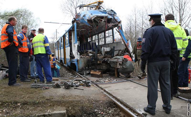 Likvidace vraku tramvaje