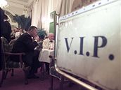V.I.P. lidé ve V.I.P. hotelu Pupp.