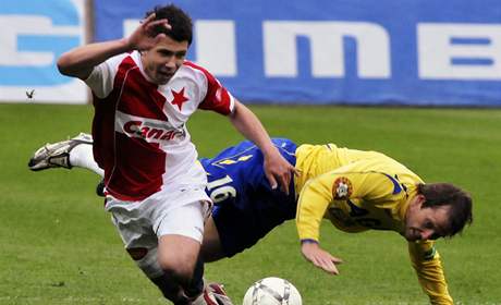 Teplice - Slavia: Suchý (vlevo) a Jun