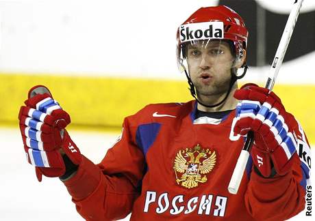 V prodlouení rozhodl atraktivní utkání ruský kapitán Alexej Morozov