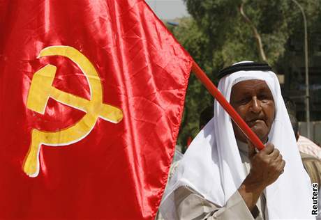 Oslavy 1. kvtna - sv podprce maj komunist i v Bagddu