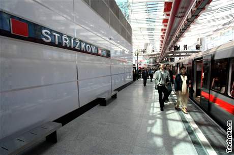 Nové stanice trasy C praského metra do podpisu nové dohody mobilní operátoi nepokryjí. S výjimkou stanice Letany na n ale proniká povrchový signál (ilustraní foto).