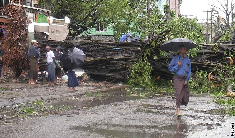 Barma po ničivém cyklonu Nargis (květen 2008)