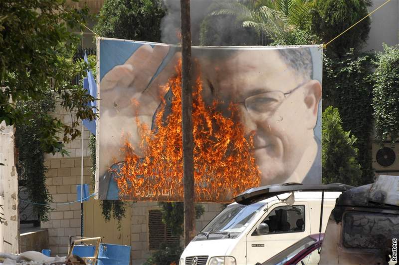 V bojích mezi vládou a Hizballáhem u zahynulo kolem sedmdesáti lidí