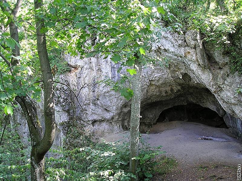 Slovensko. Krasová jeskyn pod Krahulími vrchy