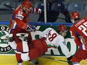 Rusko - Blorusko: Markov (vlevo) atakuje uprise