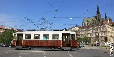 Z Nových Sad na Stránskou skálu zaala jezdit historická tramvaj