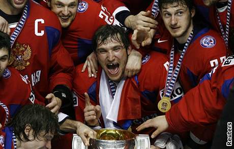 Hokejisté Ruska slaví titul mistra svta