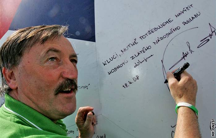 Antonín Panenka píe vzkaz fotbalovým reprezentantm