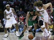 Cleveland - Boston, Varejao (uprosted), Pierce, Lebron James 