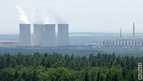 EZ provozuje v esku dv jaderné elektrárny - v Dukovanech a v Temelín. A protoe v tuzemsku nyní dalí stavt neme, zamí se na expanzi do zahranií.