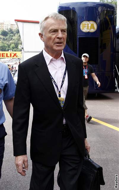 Max Mosley - Prezident FIA Max Mosley v Monaku. 