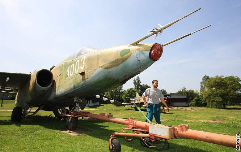 Technické muzeum muselo pesthovat letouny, které ukazovalo návtvníkm na pozemku soukromé firmy