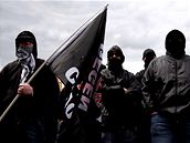 Pravicová D�lnická strana, 1. kv�tna 2008 na pra�ském nám�stí Ji�ího z Pod�brad. 