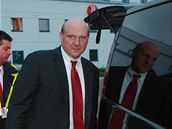 Steve Ballmer dorazil do Prahy.