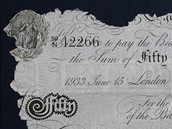 Falená librová bankovka vytaená z Topplitzekého jezera