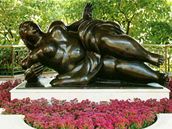 Fernando Botero: Broad Gate Venus