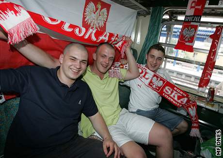 Poltí fotbaloví fanouci vyrazili na Euro do Rakouska