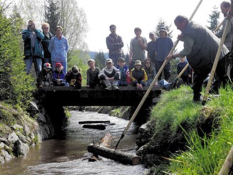 Ukzka plaven deva na Schwarzenberskm kanlu